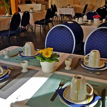 Zum Lindenwald Pensionat Colbitz